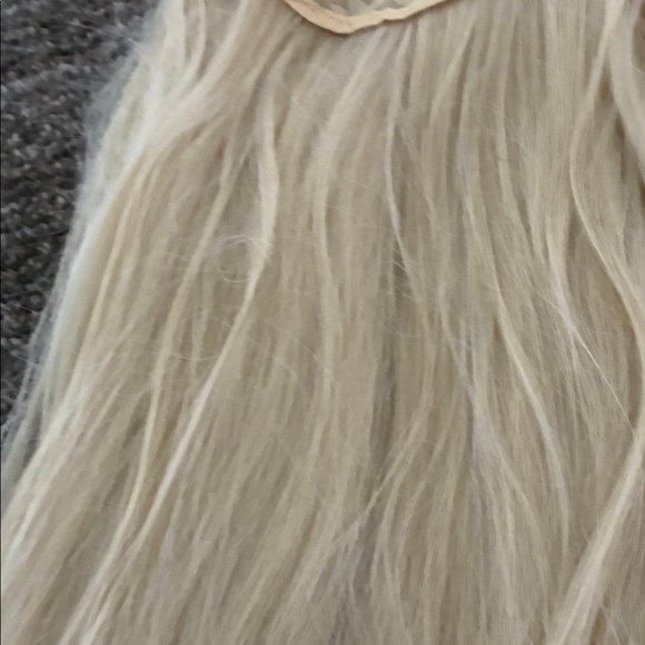 Blonde Hair Extensions - Picture 8 of 8